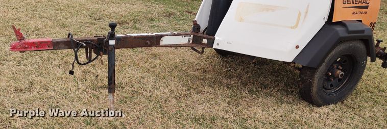 image for item LK9293 Generac Magnum  light plant