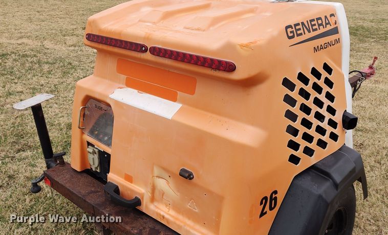 image for item LK9293 Generac Magnum  light plant