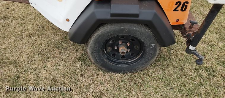 image for item LK9293 Generac Magnum  light plant