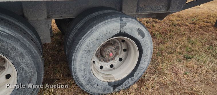 image for item LK9297 2003 Mate  end dump trailer