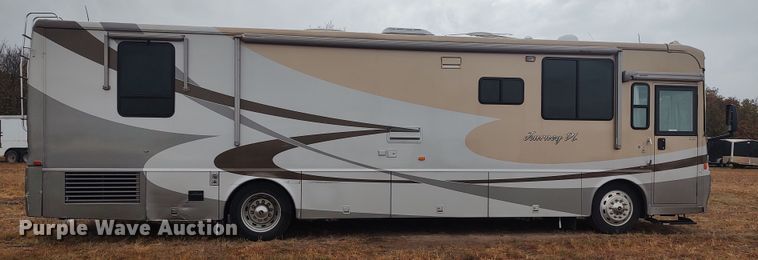 image for item LK9300 2003 Winnebago Journey DL  RV