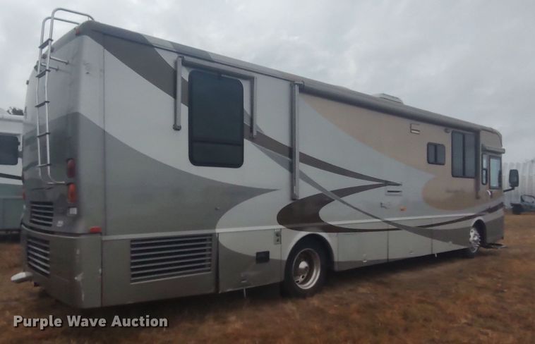 image for item LK9300 2003 Winnebago Journey DL  RV