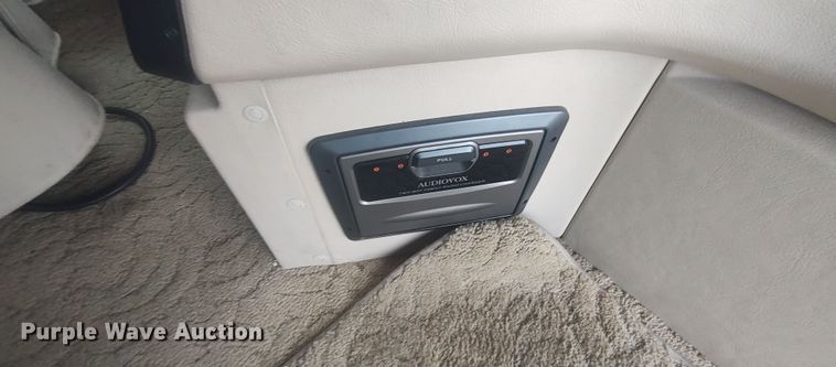 image for item LK9300 2003 Winnebago Journey DL  RV