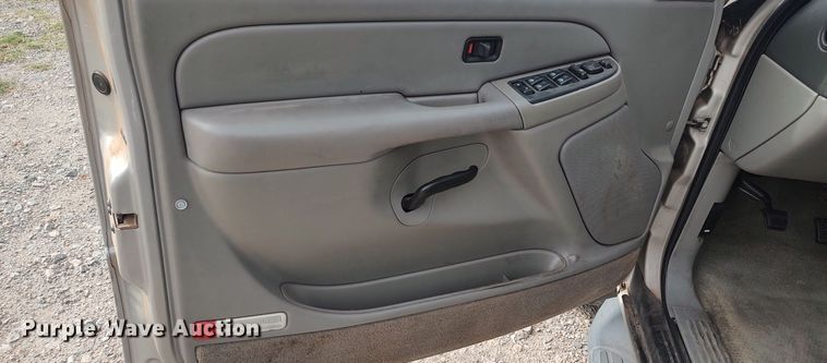 image for item LK9307 2005 Chevrolet Tahoe  SUV