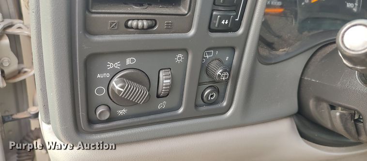 image for item LK9307 2005 Chevrolet Tahoe  SUV