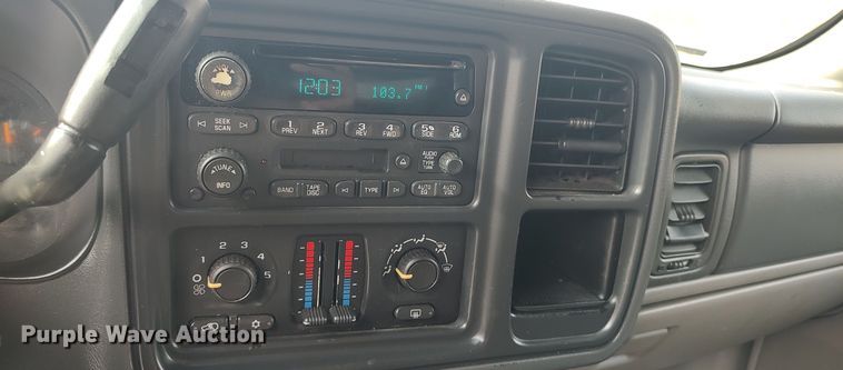 image for item LK9307 2005 Chevrolet Tahoe  SUV