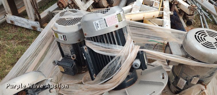 image for item LK9310 Car wash materials