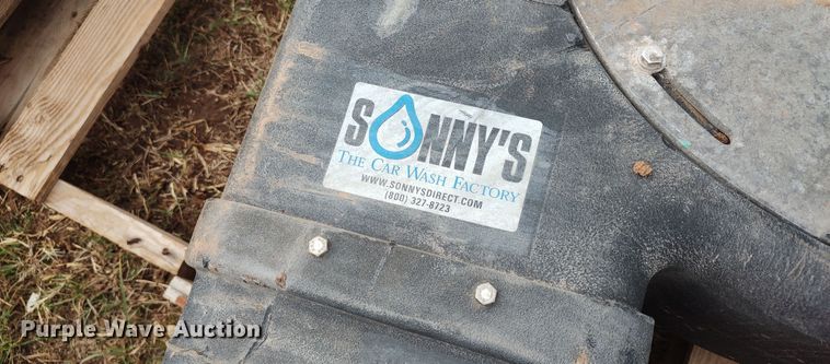 image for item LK9311 Approximately 5 Sonnys Blow 328 blowers