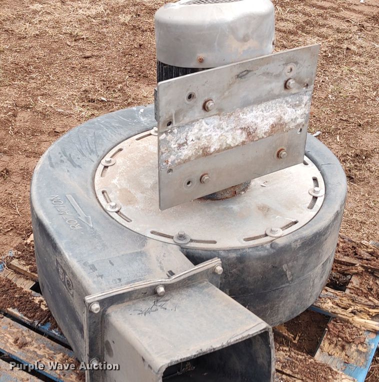 image for item LK9311 Approximately 5 Sonnys Blow 328 blowers