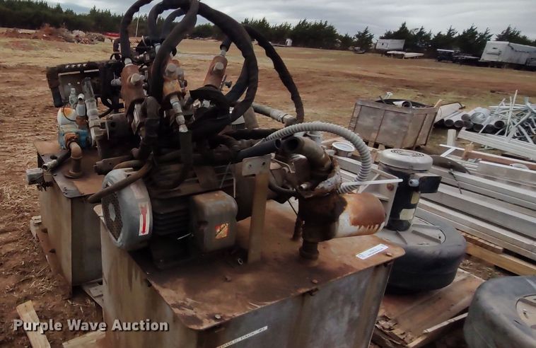 image for item LK9312 (2) hydraulic power units