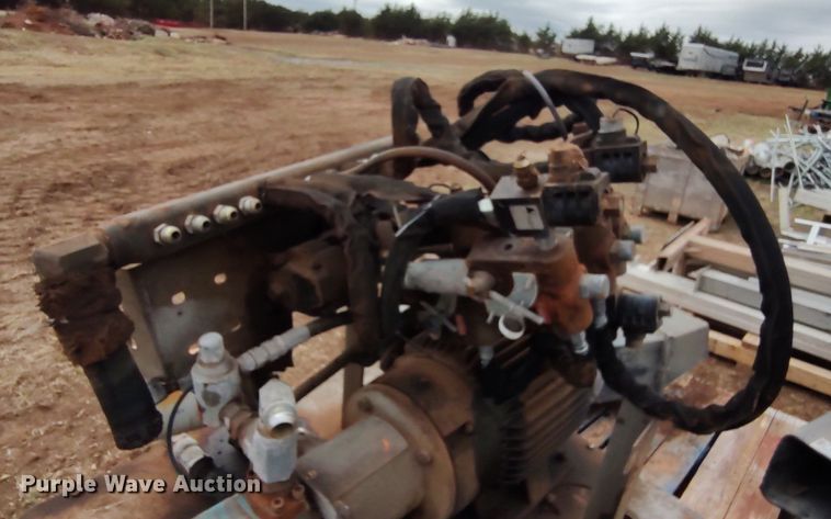 image for item LK9312 (2) hydraulic power units