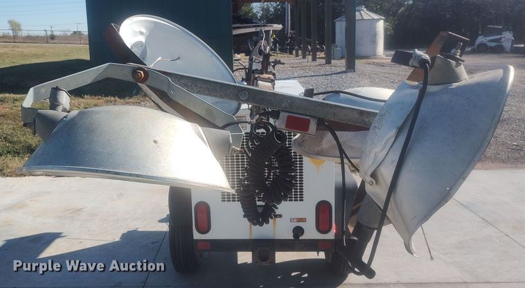 image for item LK9340 2006 Wacker LTC4  light plant