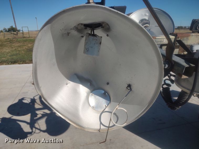 image for item LK9340 2006 Wacker LTC4  light plant