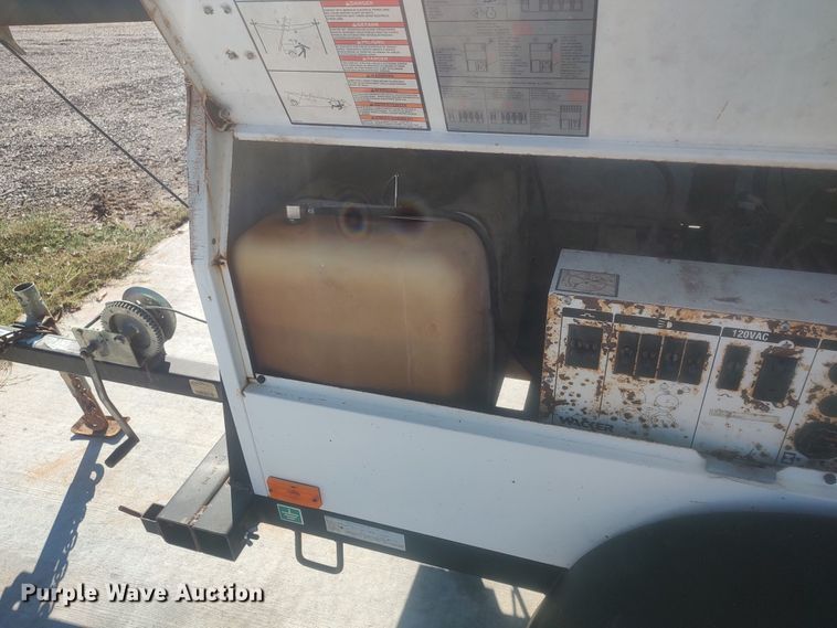 image for item LK9340 2006 Wacker LTC4  light plant