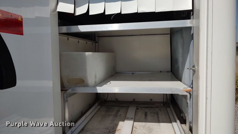 image for item LK9949 2014 GMC Savana G4500  refrigerated delivery van