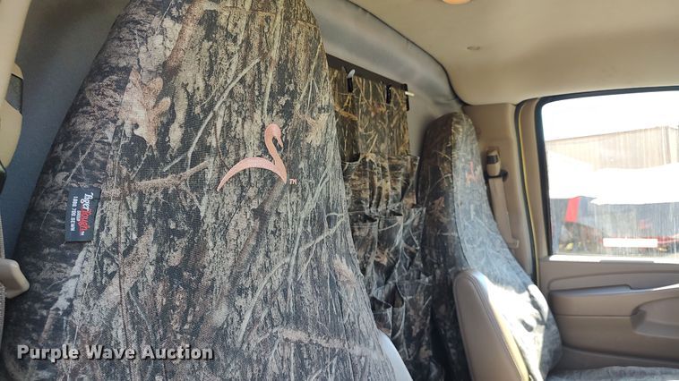 image for item LK9949 2014 GMC Savana G4500  refrigerated delivery van