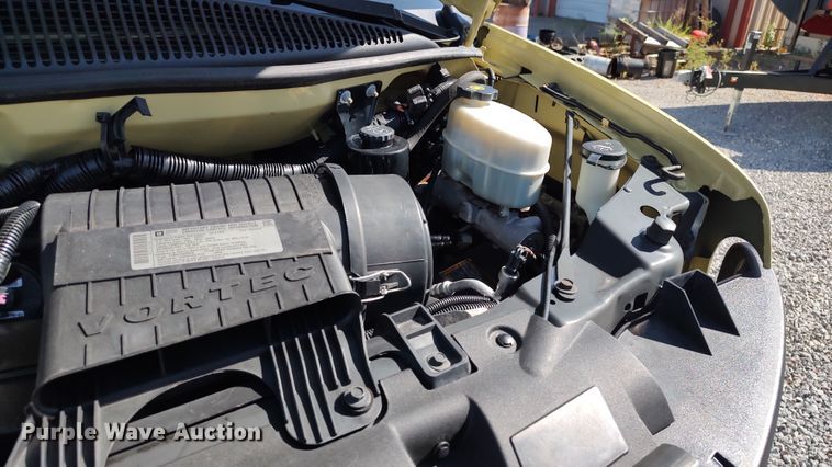 image for item LK9949 2014 GMC Savana G4500  refrigerated delivery van