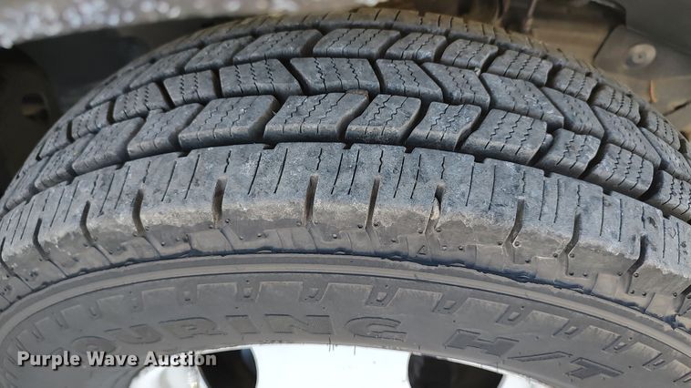 image for item LK9949 2014 GMC Savana G4500  refrigerated delivery van