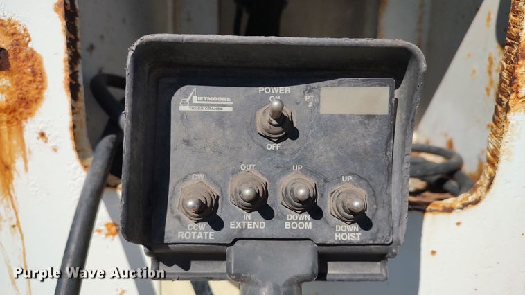 image for item LK9950 2010 Freightliner Business Class M2  Crew Cab utility / service truck