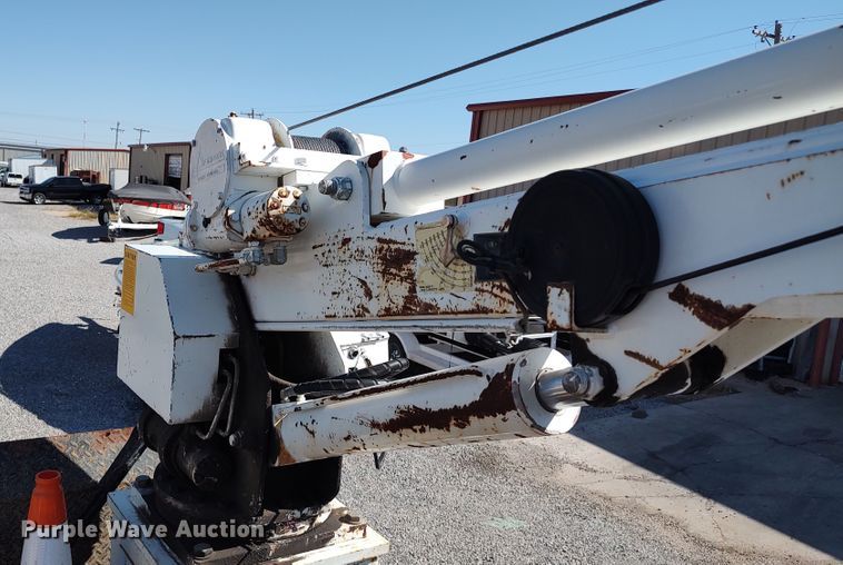 image for item LK9950 2010 Freightliner Business Class M2  Crew Cab utility / service truck