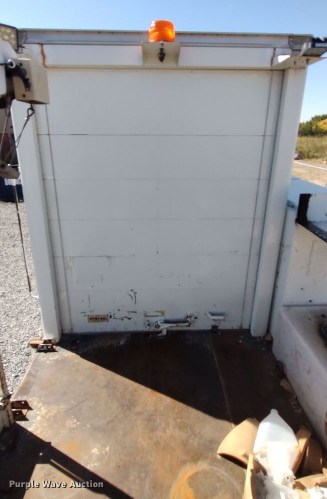 image for item LK9950 2010 Freightliner Business Class M2  Crew Cab utility / service truck