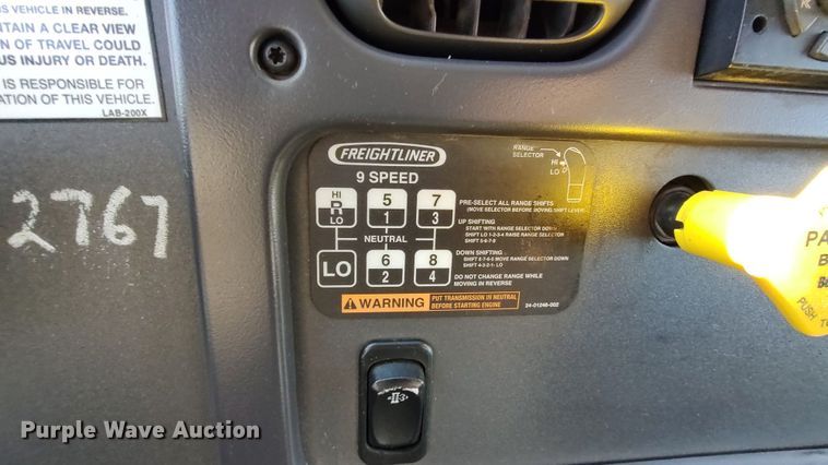 image for item LK9950 2010 Freightliner Business Class M2  Crew Cab utility / service truck