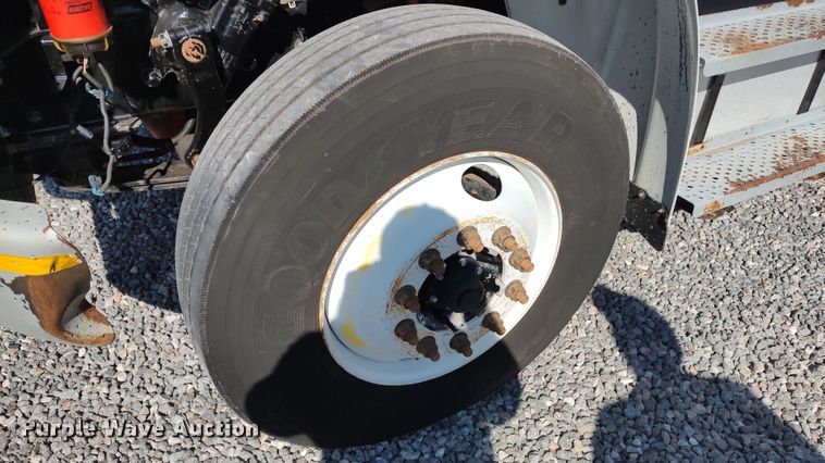 image for item LK9950 2010 Freightliner Business Class M2  Crew Cab utility / service truck