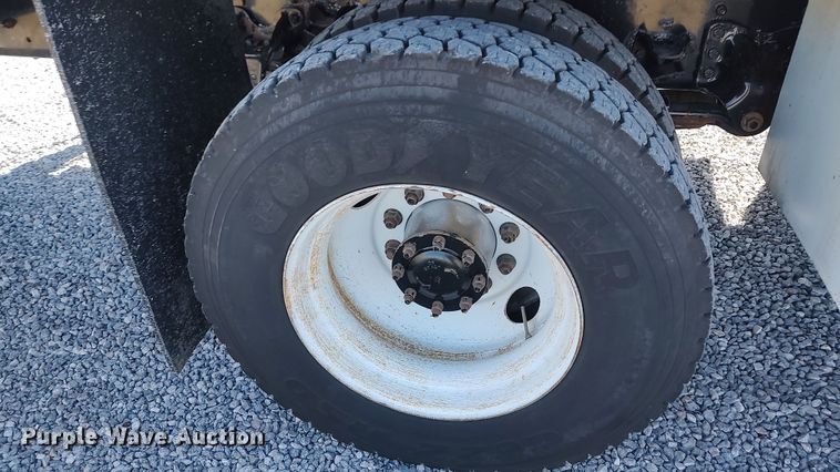 image for item LK9950 2010 Freightliner Business Class M2  Crew Cab utility / service truck