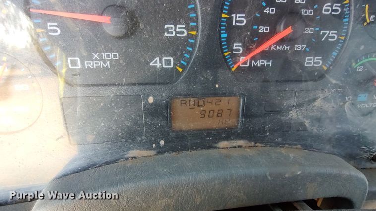 image for item LK9961 2007 International 4200  utility / service truck