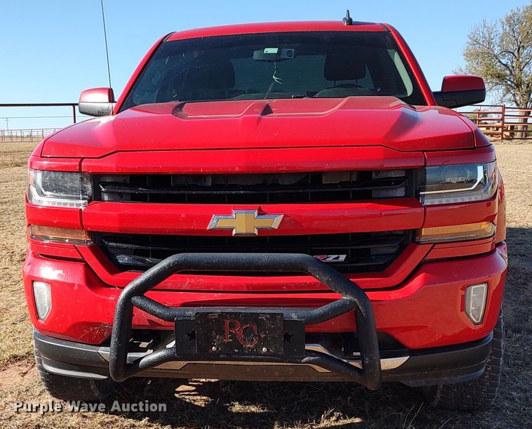 image for item LK9964 2016 Chevrolet Silverado 1500  Crew Cab pickup truck