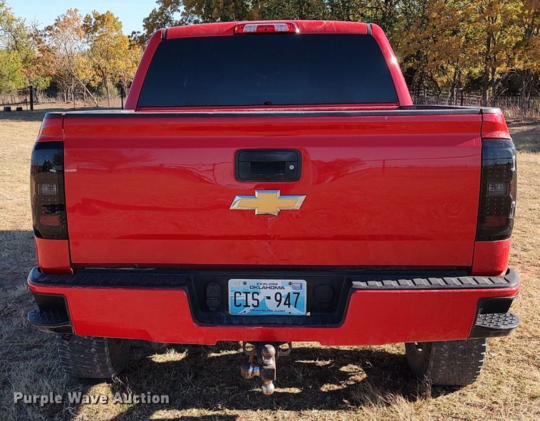 image for item LK9964 2016 Chevrolet Silverado 1500  Crew Cab pickup truck