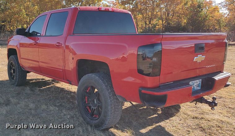 image for item LK9964 2016 Chevrolet Silverado 1500  Crew Cab pickup truck