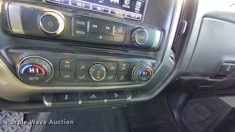 image for item LK9964 2016 Chevrolet Silverado 1500  Crew Cab pickup truck