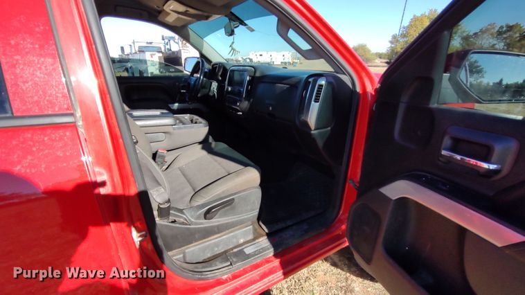 image for item LK9964 2016 Chevrolet Silverado 1500  Crew Cab pickup truck