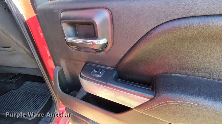 image for item LK9964 2016 Chevrolet Silverado 1500  Crew Cab pickup truck