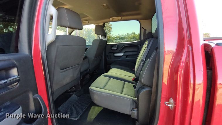 image for item LK9964 2016 Chevrolet Silverado 1500  Crew Cab pickup truck