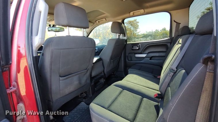 image for item LK9964 2016 Chevrolet Silverado 1500  Crew Cab pickup truck