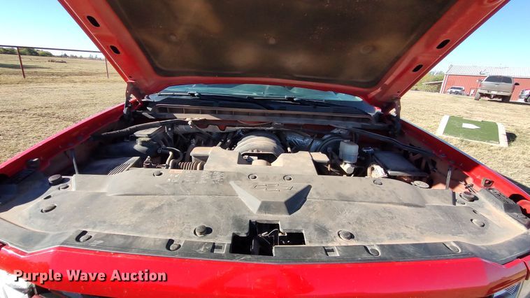 image for item LK9964 2016 Chevrolet Silverado 1500  Crew Cab pickup truck