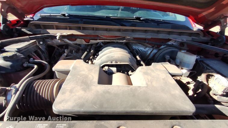 image for item LK9964 2016 Chevrolet Silverado 1500  Crew Cab pickup truck