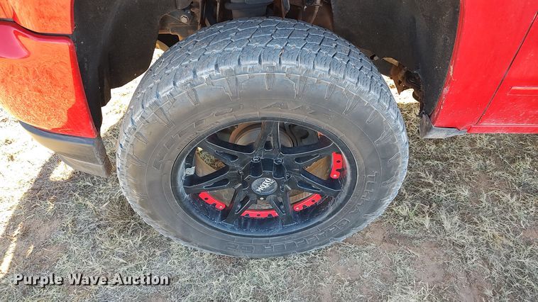 image for item LK9964 2016 Chevrolet Silverado 1500  Crew Cab pickup truck