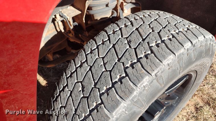 image for item LK9964 2016 Chevrolet Silverado 1500  Crew Cab pickup truck