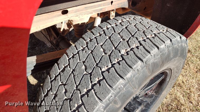 image for item LK9964 2016 Chevrolet Silverado 1500  Crew Cab pickup truck