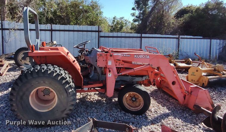 image for item LK9998 Kubota L4200  tractor