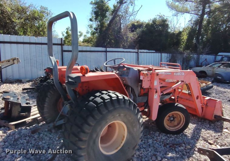 image for item LK9998 Kubota L4200  tractor