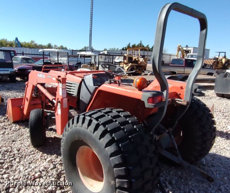 image for item LK9998 Kubota L4200  tractor