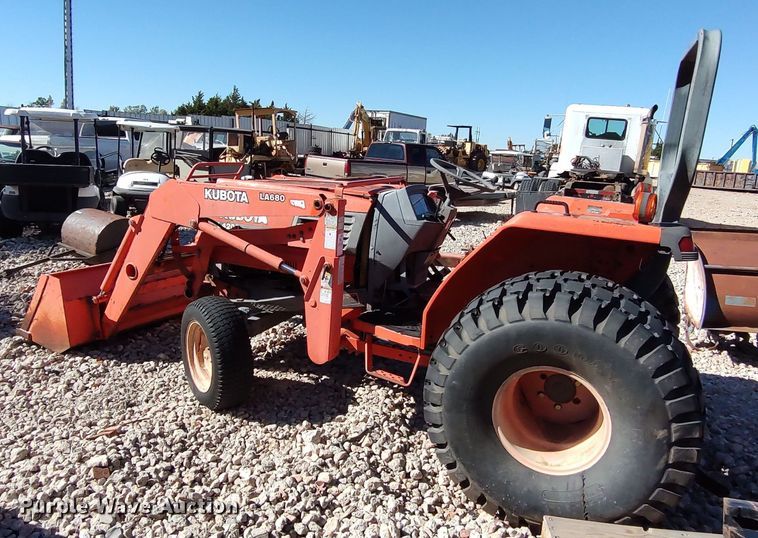 image for item LK9998 Kubota L4200  tractor