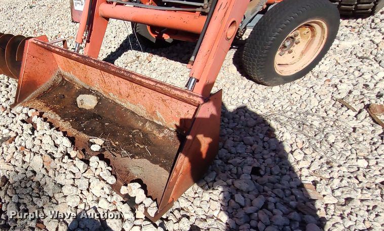 image for item LK9998 Kubota L4200  tractor