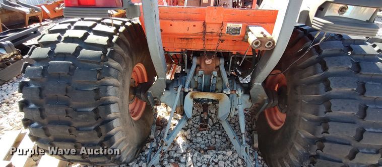 image for item LK9998 Kubota L4200  tractor