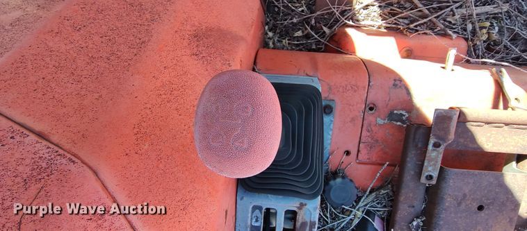 image for item LK9998 Kubota L4200  tractor