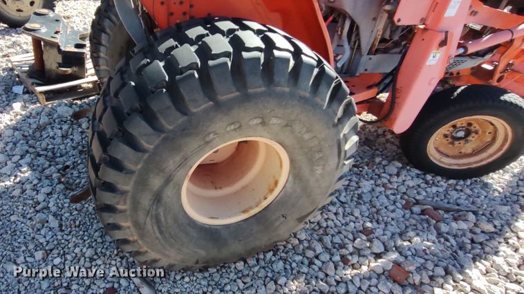 image for item LK9998 Kubota L4200  tractor